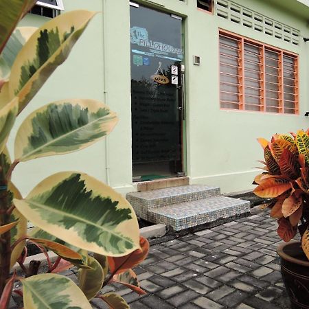 The Pillohouzzze Hotell Malacca Eksteriør bilde