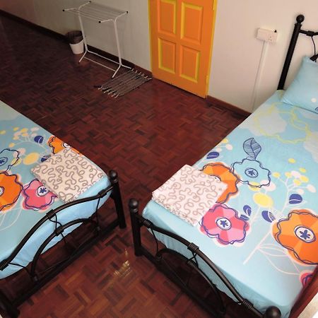 The Pillohouzzze Hotell Malacca Eksteriør bilde
