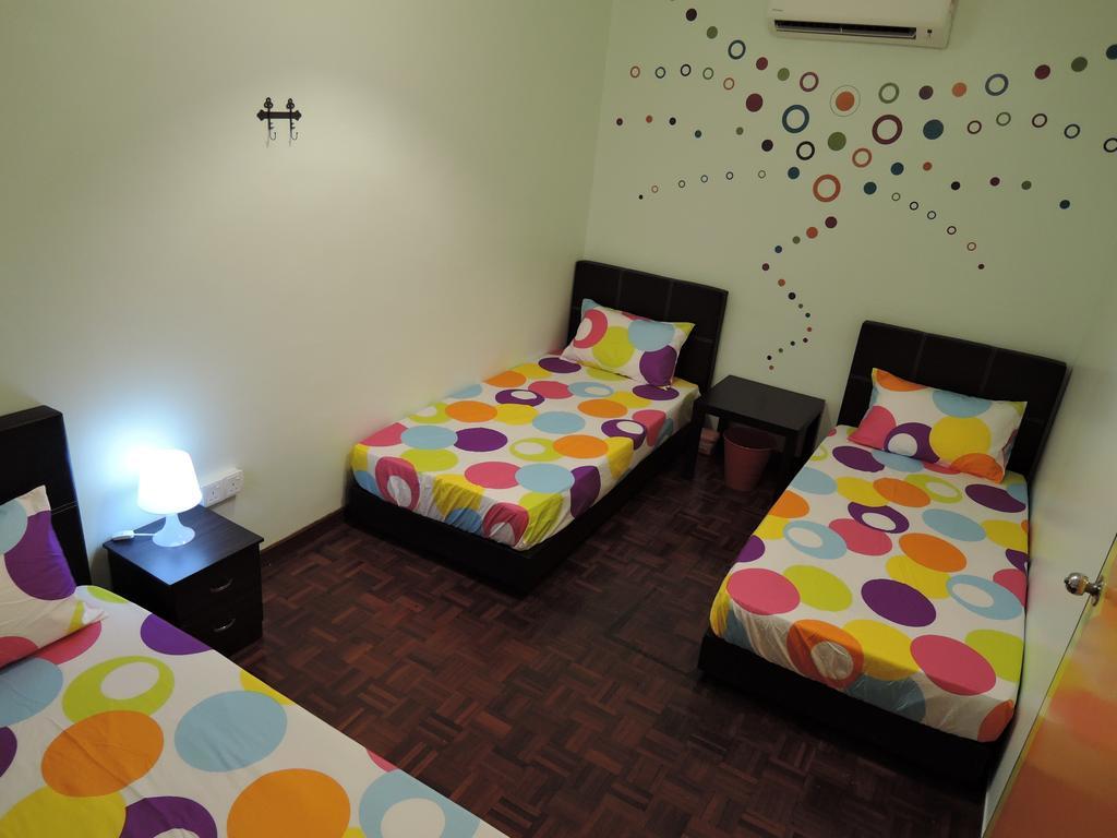 The Pillohouzzze Hotell Malacca Eksteriør bilde