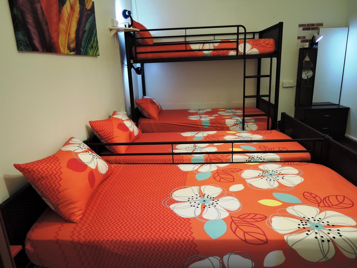 The Pillohouzzze Hotell Malacca Eksteriør bilde